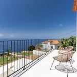 Horizonte Azul By Madeira 蓬他达维托亚
